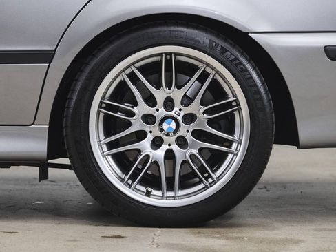 Used 2003 BMW M5 RWD image 36