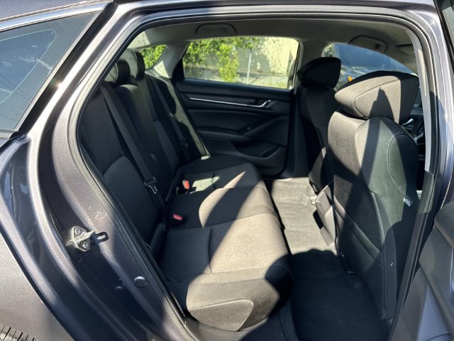 Used 2019 Honda Accord LX image 9