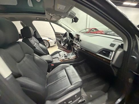 Used 2019 Audi Q5 3.0T Premium Plus w/ Premium Plus Package AWD/4WD image 37