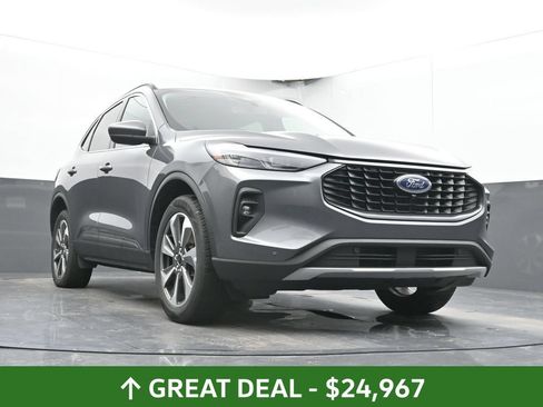 Used 2024 Ford Escape Platinum AWD/4WD image 27