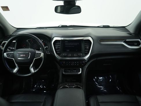 Used 2020 GMC Acadia SLT w/ Premium Package image 12