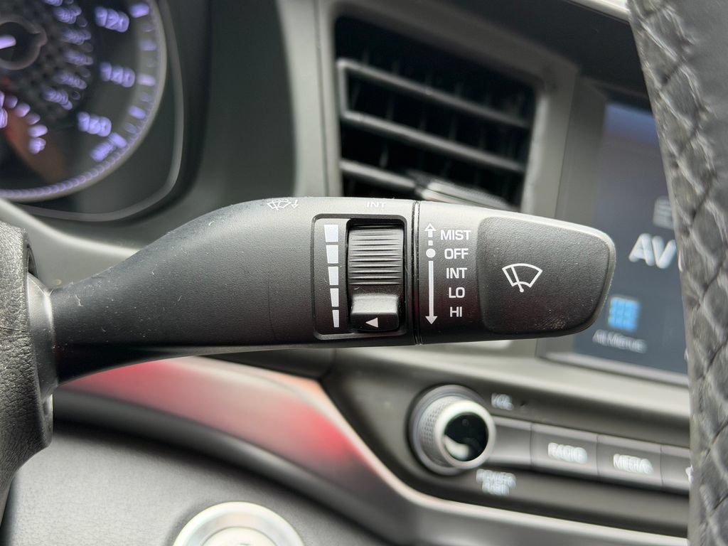 Used 2019 Hyundai Elantra Value Edition w/ Cargo Package FWD image 17
