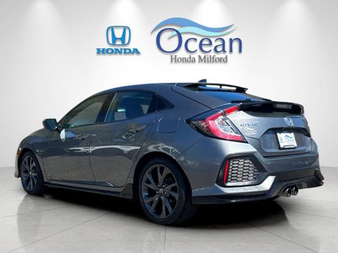Used 2019 Honda Civic Sport Touring image 5