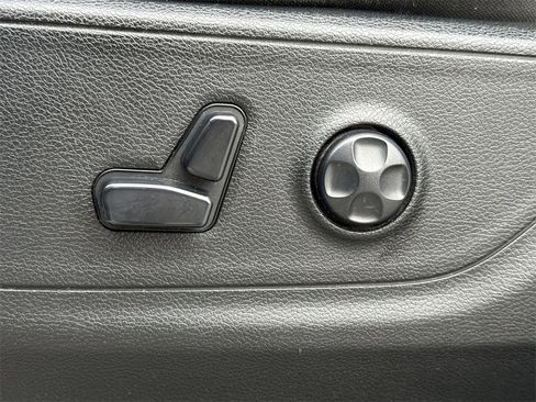 Used 2020 RAM 1500 Big Horn image 14