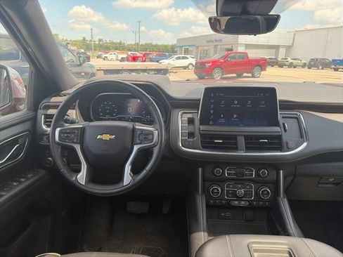 Used 2023 Chevrolet Tahoe Premier AWD/4WD image 15