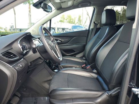 Used 2022 Buick Encore Preferred w/ Safety Package image 15