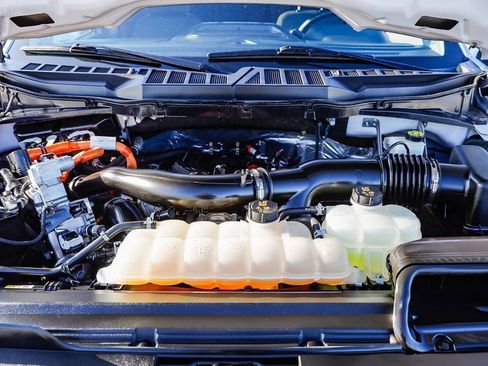 Used 2024 Ford F150 XLT w/ Equipment Group 302A MID image 31