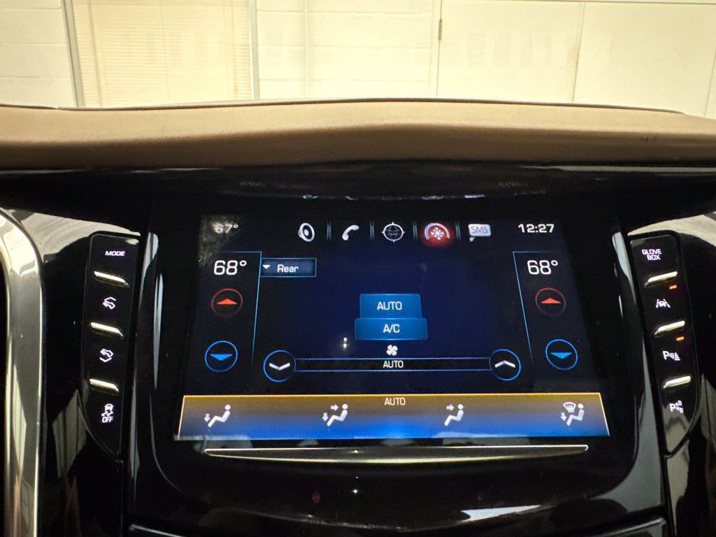 Used 2018 Cadillac Escalade ESV Platinum AWD/4WD image 41