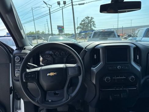 Used 2023 Chevrolet Silverado 2500 W/T w/ WT Convenience Package AWD/4WD image 16