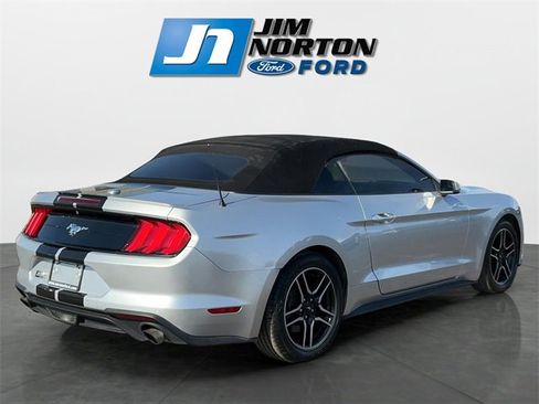 Used 2018 Ford Mustang Premium w/ Equipment Group 201A image 3