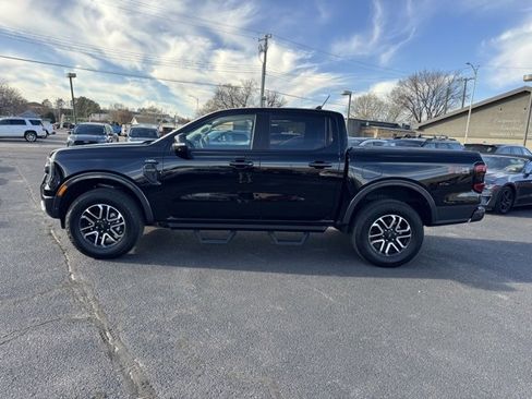 Used 2024 Ford Ranger Lariat w/ FX4 Off-Road Package image 6