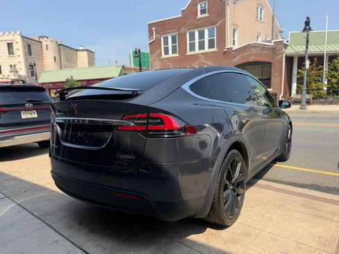 Used 2016 Tesla Model X Performance AWD/4WD image 6