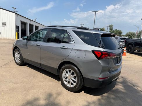 Used 2024 Chevrolet Equinox LT w/ LPO, Floor Liner Package FWD image 28