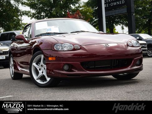 Used 2003 MAZDA MX-5 Miata LS RWD image 1