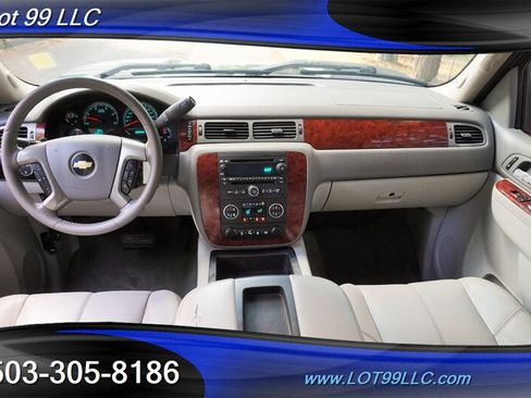 Used 2011 Chevrolet Silverado 2500 LTZ w/ LTZ Plus Package AWD/4WD image 2