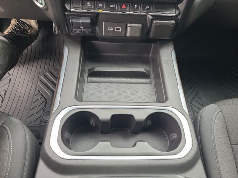 Used 2021 Chevrolet Silverado 1500 RST w/ Convenience Package II AWD/4WD image 20