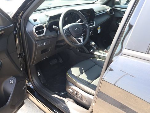 New 2026 Chevrolet TrailBlazer ACTIV w/ Convenience Package FWD image 13