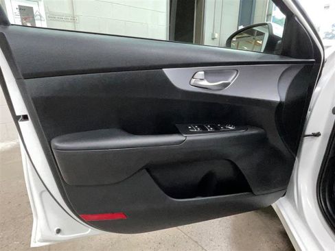 Used 2024 Kia Forte LXS image 10