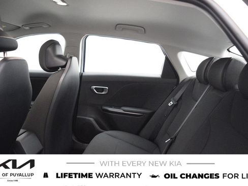 New 2026 Kia K4 FWD image 12