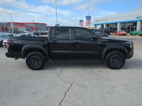 Used 2025 Nissan Frontier PRO-4X AWD/4WD image 9