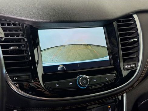 Used 2019 Chevrolet Trax Premier AWD/4WD image 15