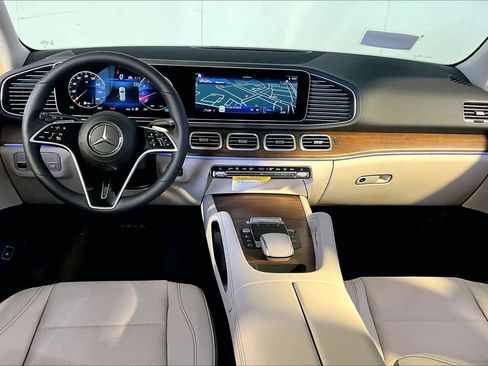 New 2026 Mercedes-Benz GLE 450 4MATIC image 7
