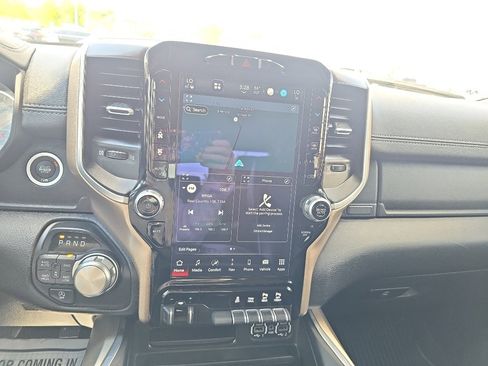 Used 2022 RAM 1500 Laramie AWD/4WD image 28