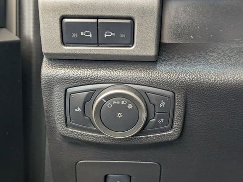 Used 2017 Ford F150 Raptor w/ Equipment Group 802A Luxury image 19