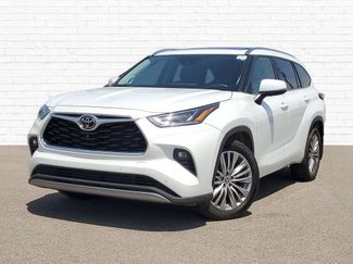 Used 2022 Toyota Highlander Platinum AWD/4WD video 1