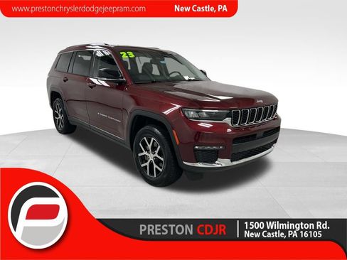 Used 2023 Jeep Grand Cherokee L Limited w/ Trailer Tow Group (B) AWD/4WD image 1