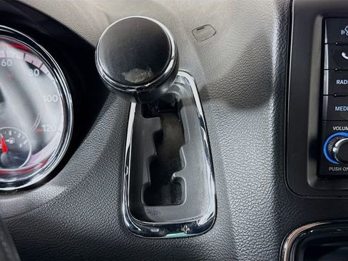 Used 2018 Dodge Grand Caravan GT image 16