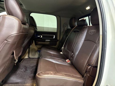 Used 2017 RAM 3500 Laramie Longhorn image 37