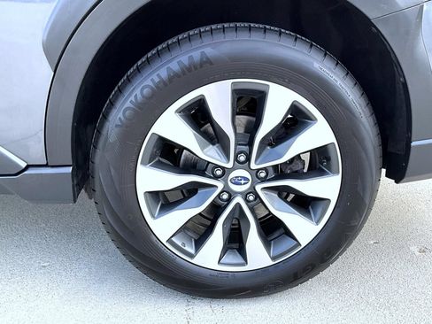 Used 2023 Subaru Outback Limited AWD/4WD image 24