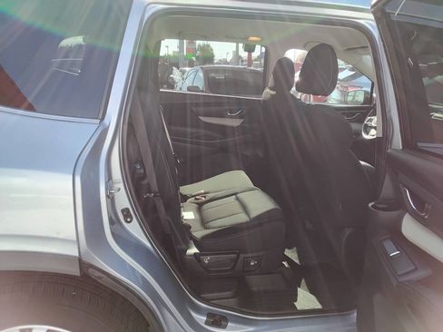 Used 2019 Subaru Ascent Premium AWD/4WD image 5