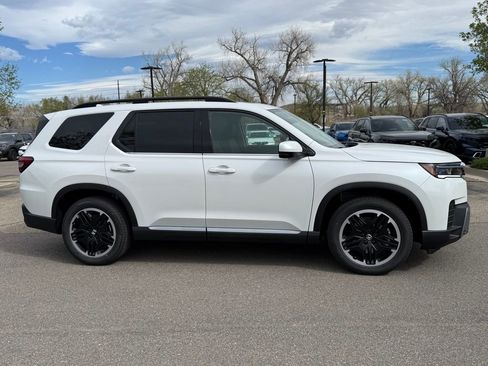 New 2026 Honda Pilot Touring image 4