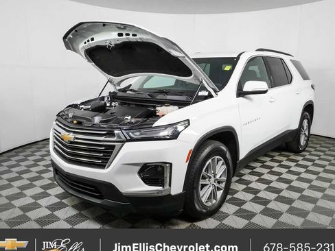 Certified 2023 Chevrolet Traverse LT FWD image 33