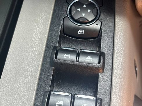 Used 2020 Ford F150 XLT RWD image 16