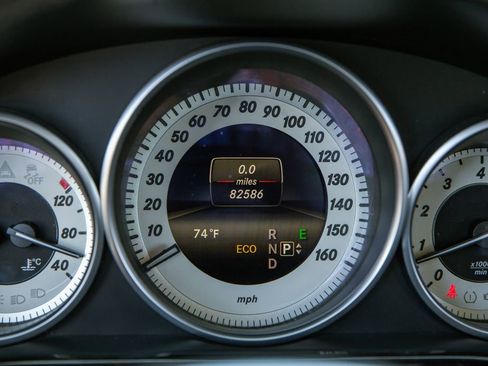 Used 2014 Mercedes-Benz E 350 Sedan image 17