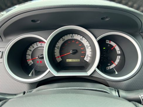 Used 2013 Toyota Tacoma 4x4 Double Cab w/ TRD Off-Road Pkg image 15