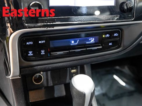 Used 2019 Toyota Corolla LE FWD image 19