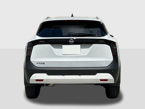 New 2026 Nissan Kicks SV FWD image 3