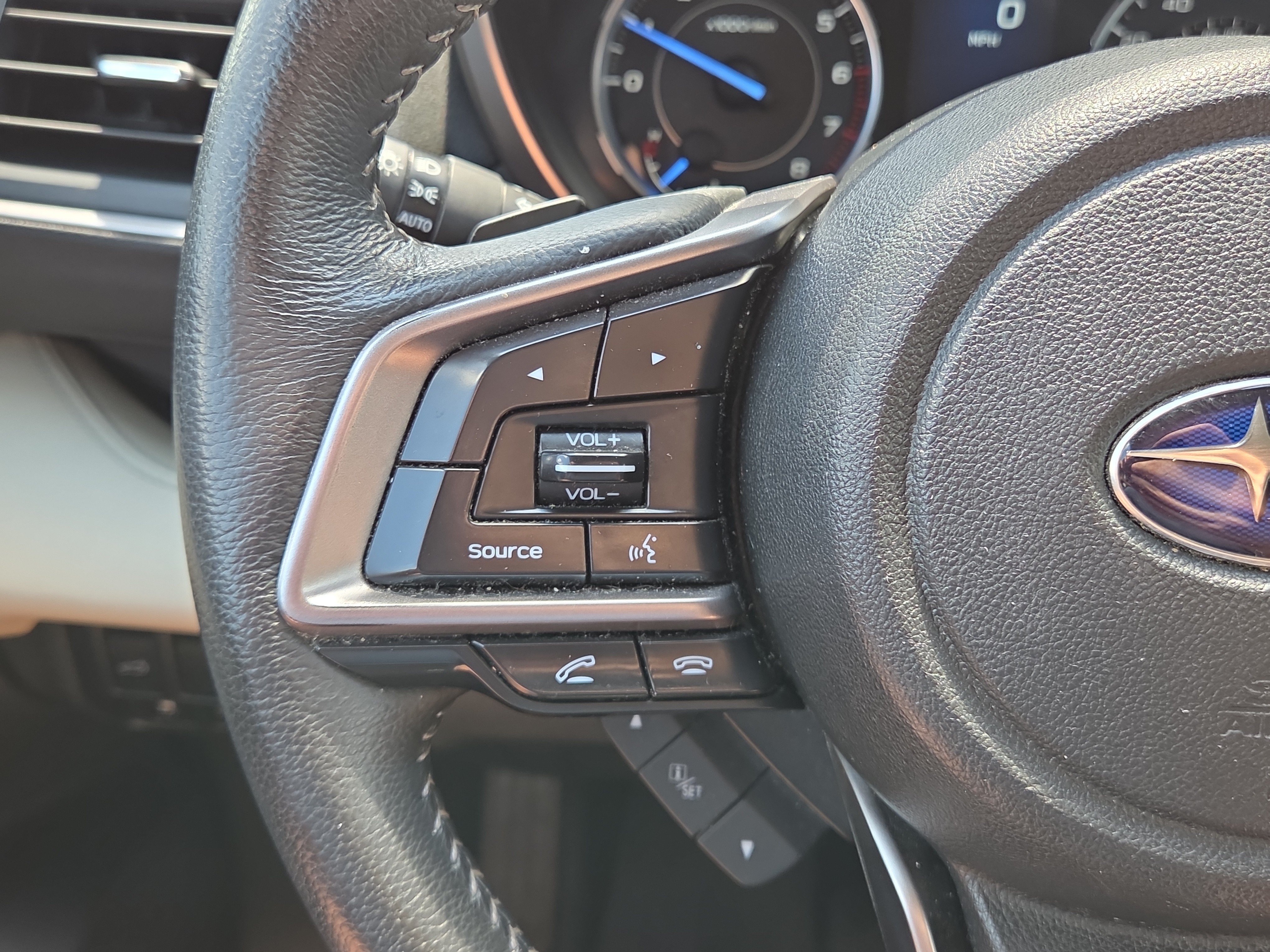 Used 2019 Subaru Ascent Limited AWD/4WD image 21