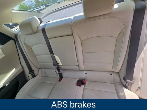 Certified 2024 Chevrolet Malibu LT FWD image 12