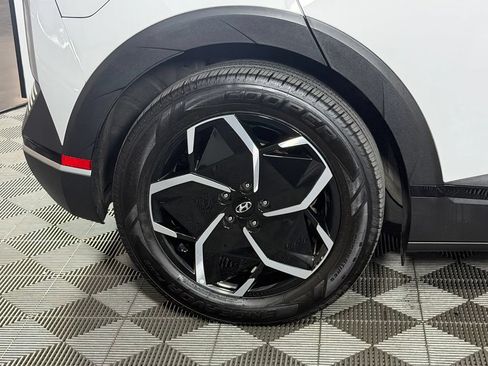 Used 2024 Hyundai Ioniq 5 SEL RWD image 13