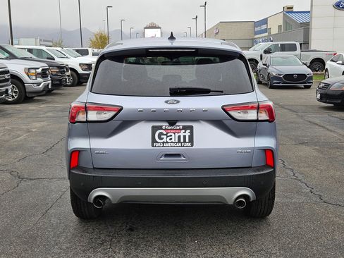 Used 2022 Ford Escape SEL image 7