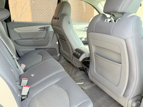 Used 2016 Chevrolet Traverse LS image 37