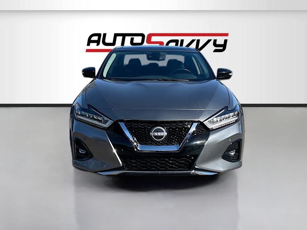 Used 2023 Nissan Maxima Platinum w/ Sport Mat Group FWD image 2