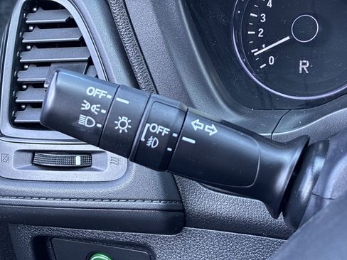 Certified 2022 Honda HR-V Sport image 27