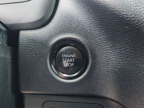 Used 2025 Toyota Tundra SR5 w/ SR5 Premium Package AWD/4WD image 19