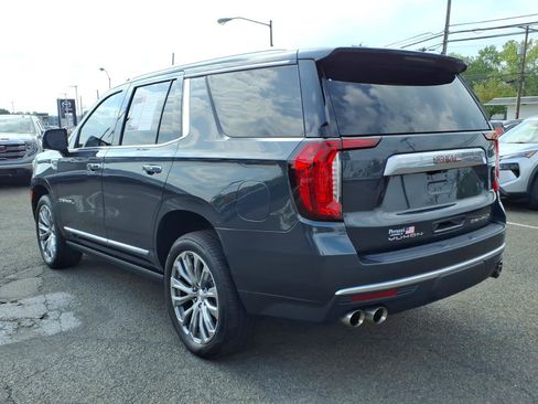 Used 2022 GMC Yukon Denali w/ Denali Premium Package AWD/4WD image 6